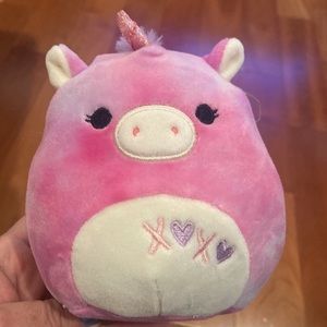 Squishmallow Valentines Eddition